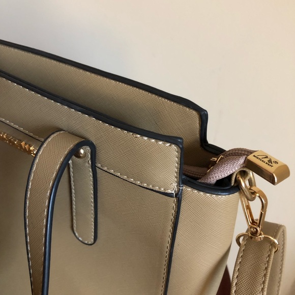 Montana West Handbag/Crossbody Purse - Picture 5 of 6